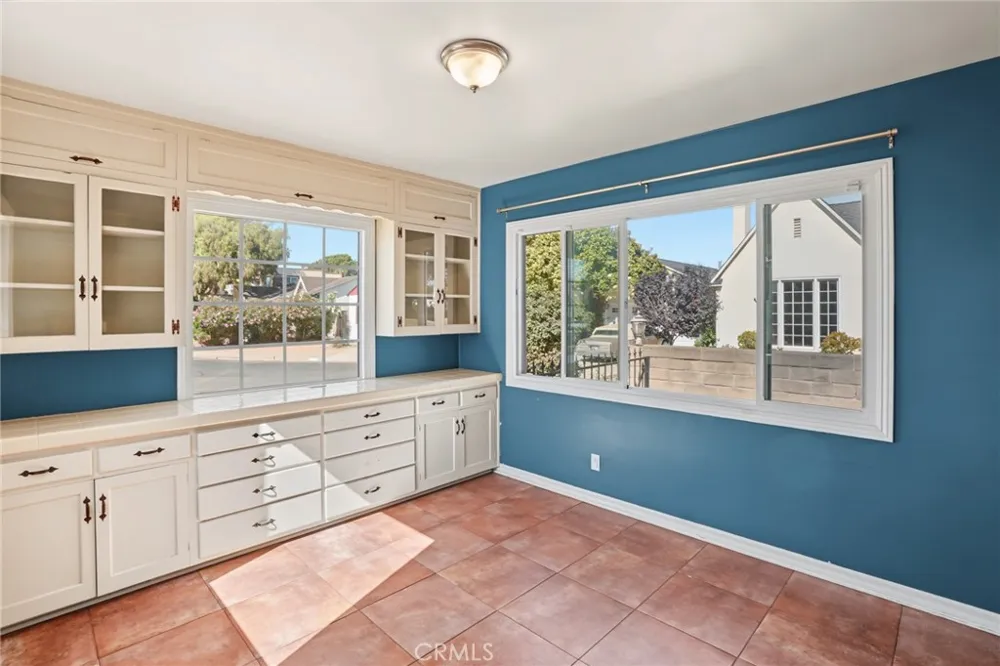 144 Palm Court Santa Maria, CA 93454
