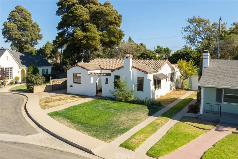 144 Palm Court Santa Maria, CA 93454