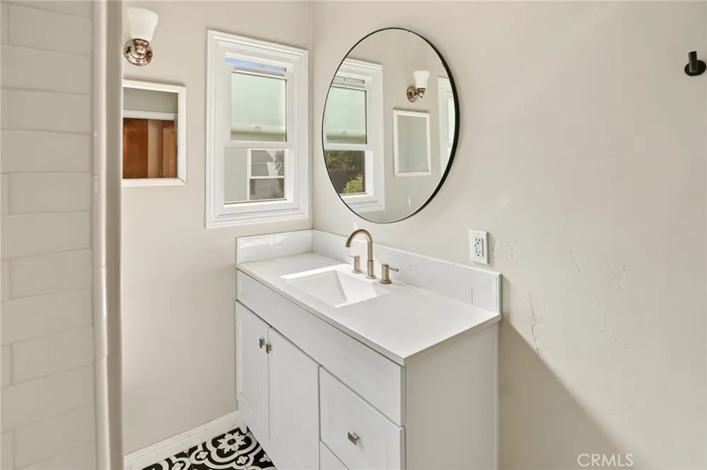 144 Palm Court Santa Maria, CA 93454