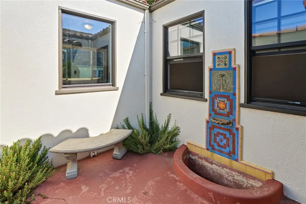 144 Palm Court Santa Maria, CA 93454