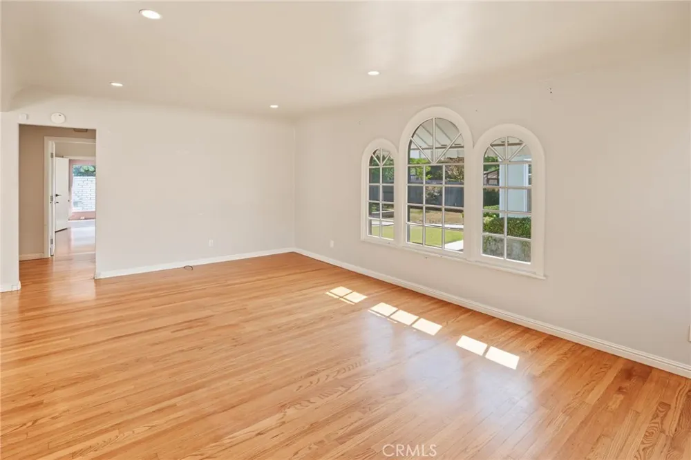 144 Palm Court Santa Maria, CA 93454