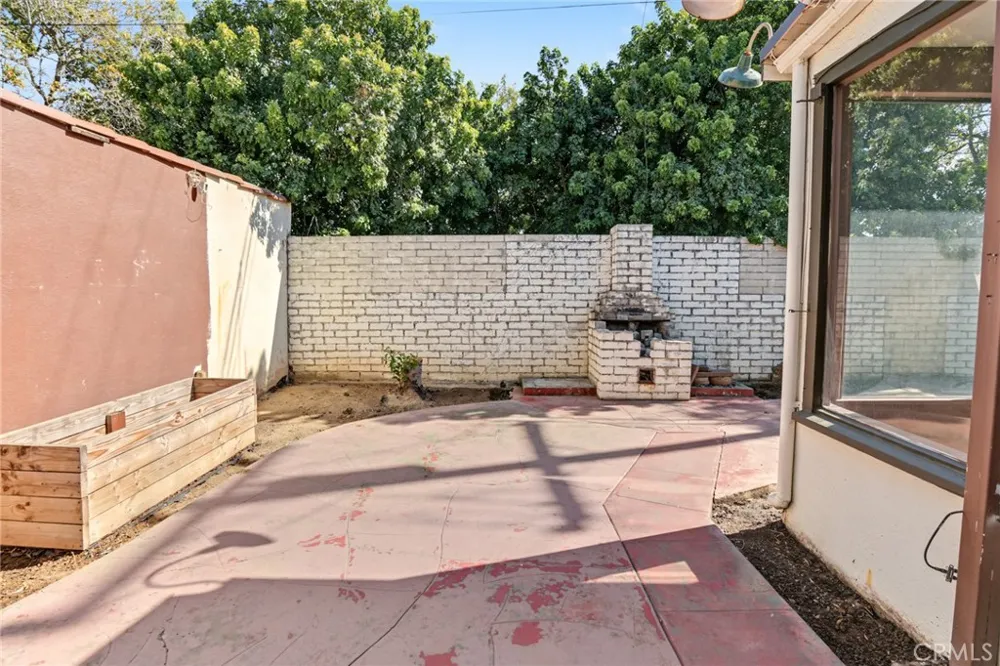 144 Palm Court Santa Maria, CA 93454
