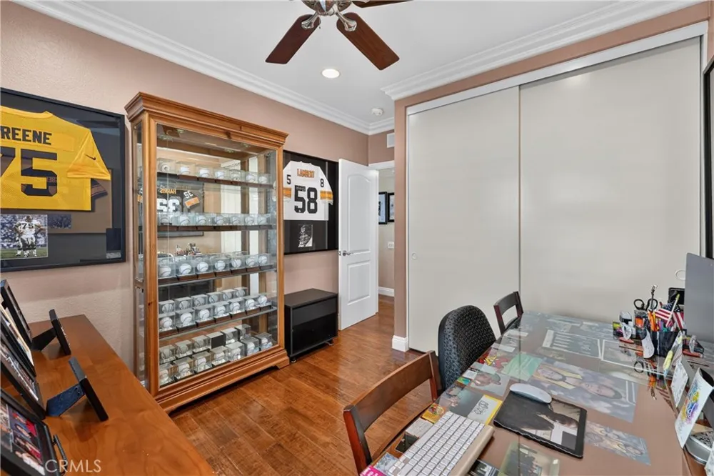 22852 Buendia Mission Viejo, CA 92691
