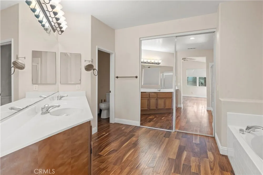 19434 Eldorado Perris, CA 92570