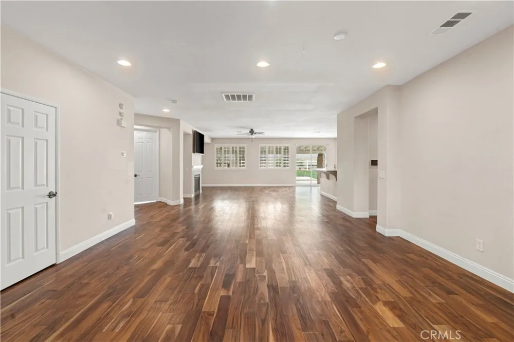 19434 Eldorado Perris, CA 92570
