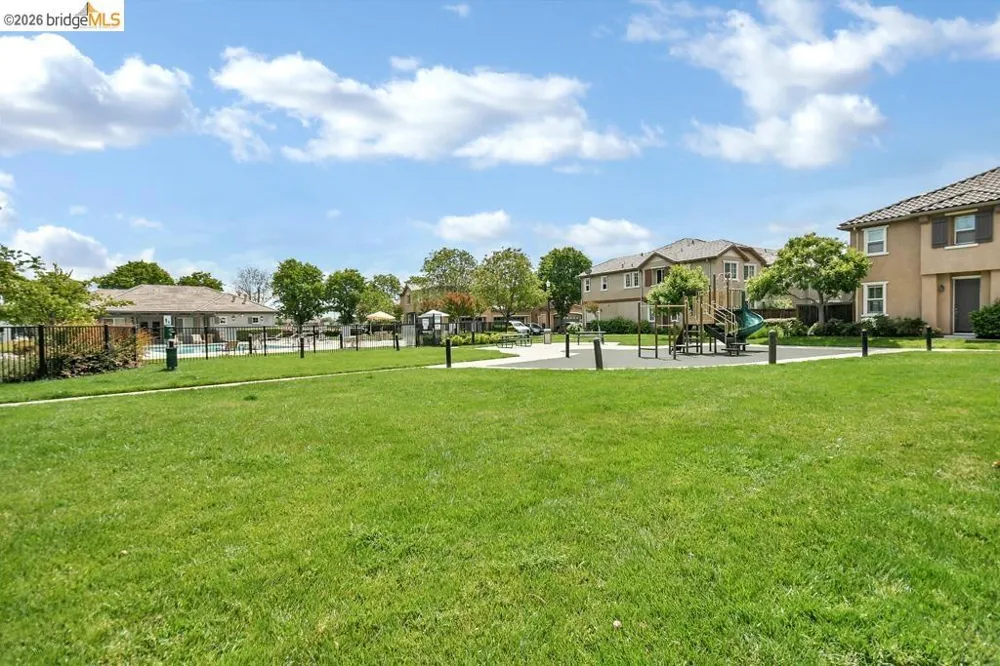 231 Washington Dr Brentwood, CA 94513