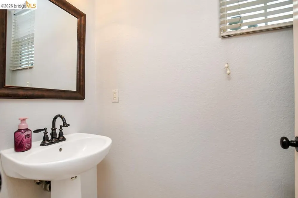 231 Washington Dr Brentwood, CA 94513