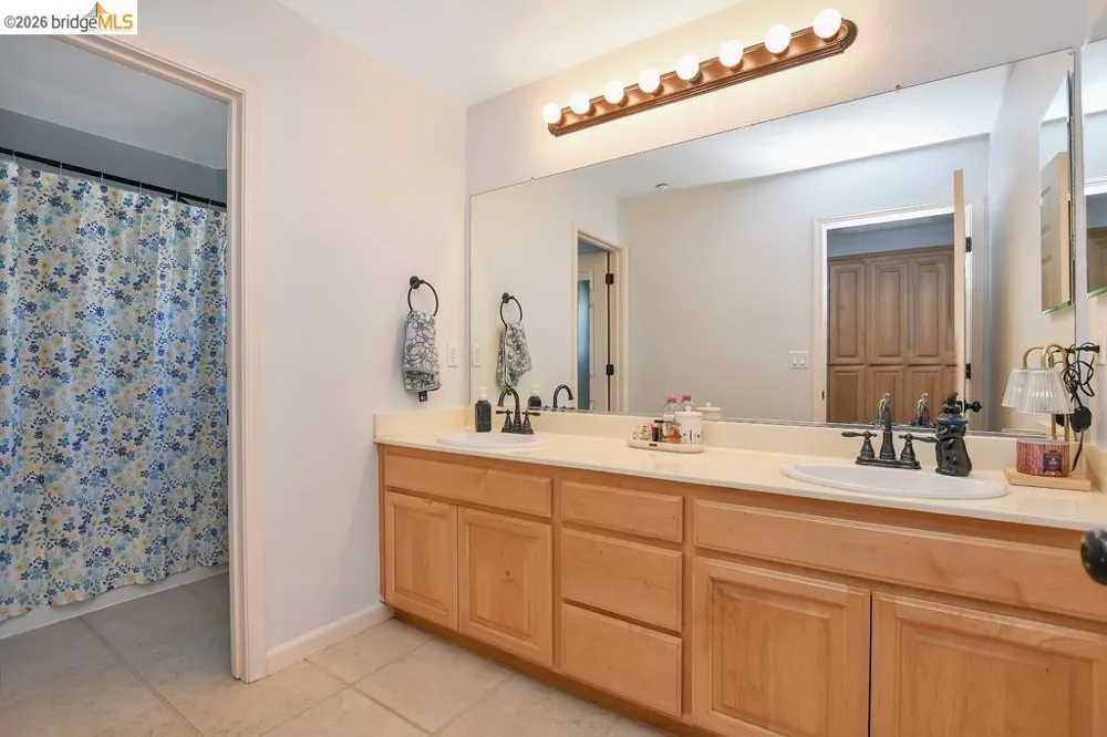 231 Washington Dr Brentwood, CA 94513