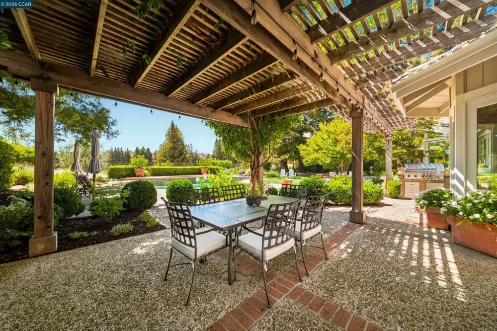 529 Carleton Way Alamo, CA 94507