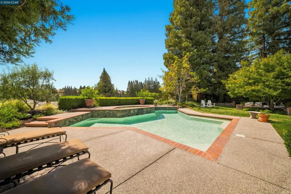 529 Carleton Way Alamo, CA 94507