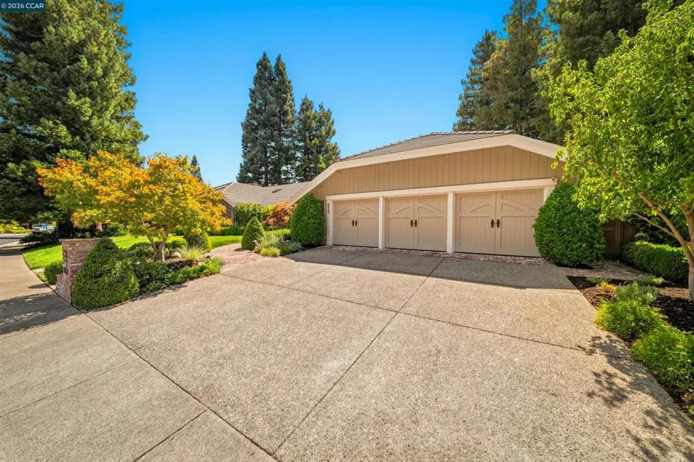 529 Carleton Way Alamo, CA 94507