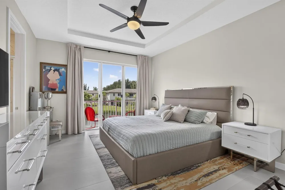 1431 PIONEER WAY Royal Palm Beach, FL 33411