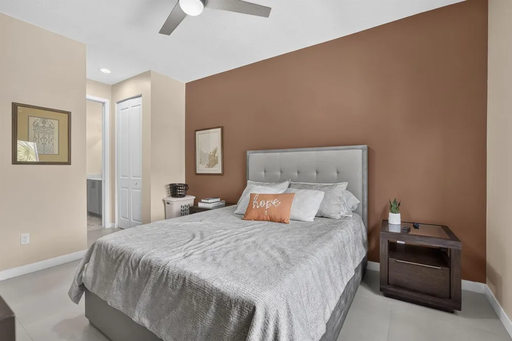1431 PIONEER WAY Royal Palm Beach, FL 33411