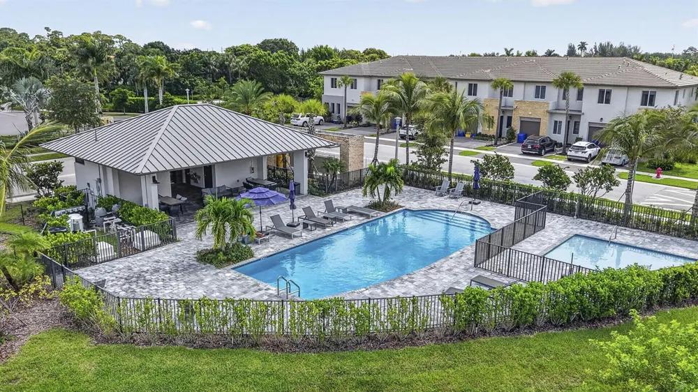 1431 PIONEER WAY Royal Palm Beach, FL 33411