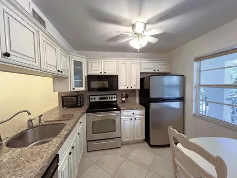 1105 Bahama Bend #A2