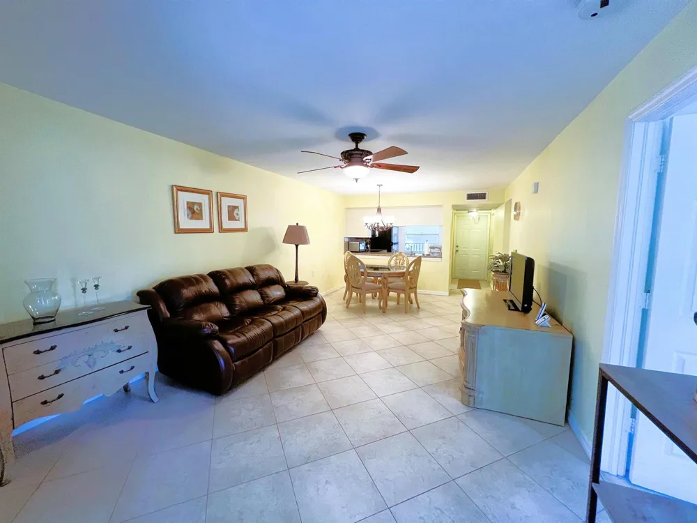 1105 Bahama Bend #A2 Coconut Creek, FL 33066