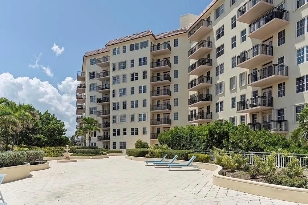3475 S Ocean Boulevard #2160 Palm Beach, FL 33480