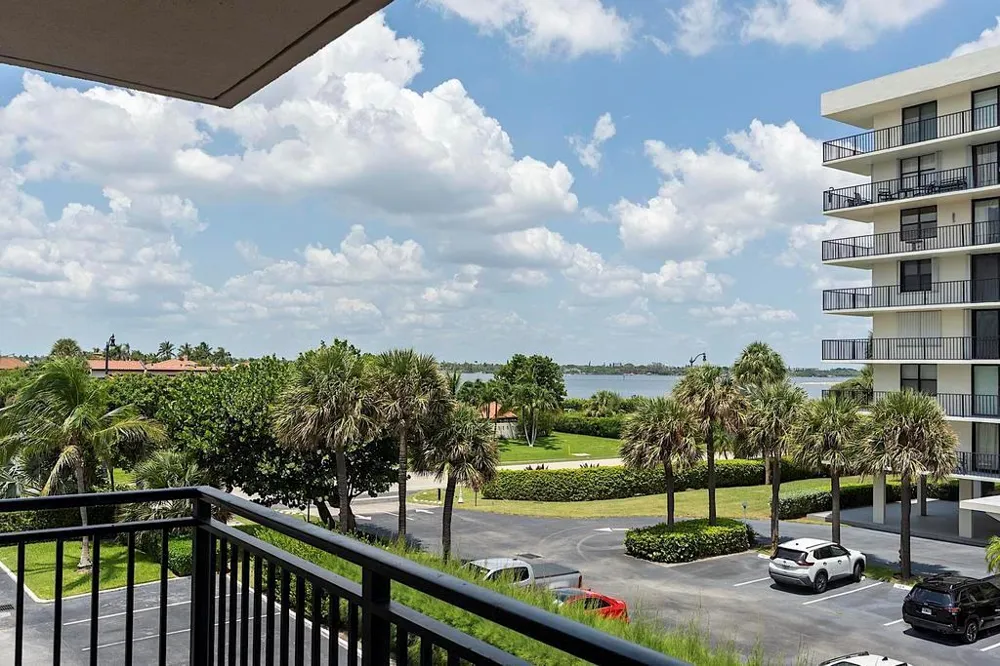 3475 S Ocean Boulevard #2160 Palm Beach, FL 33480