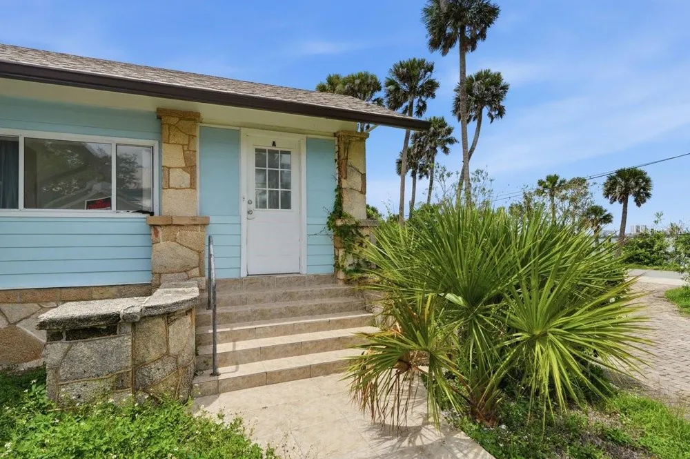 5202 RIVERSIDE DRIVE Port Orange, FL 32127