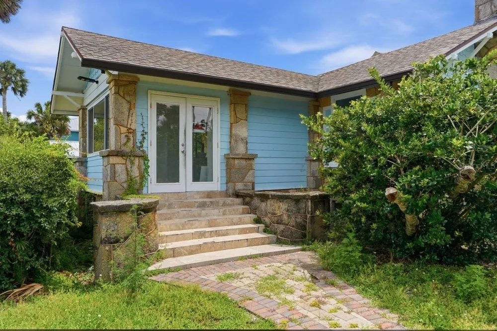 5202 RIVERSIDE DRIVE Port Orange, FL 32127