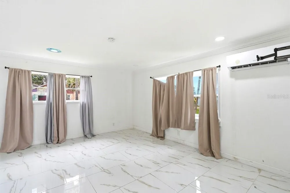 5202 RIVERSIDE DRIVE Port Orange, FL 32127