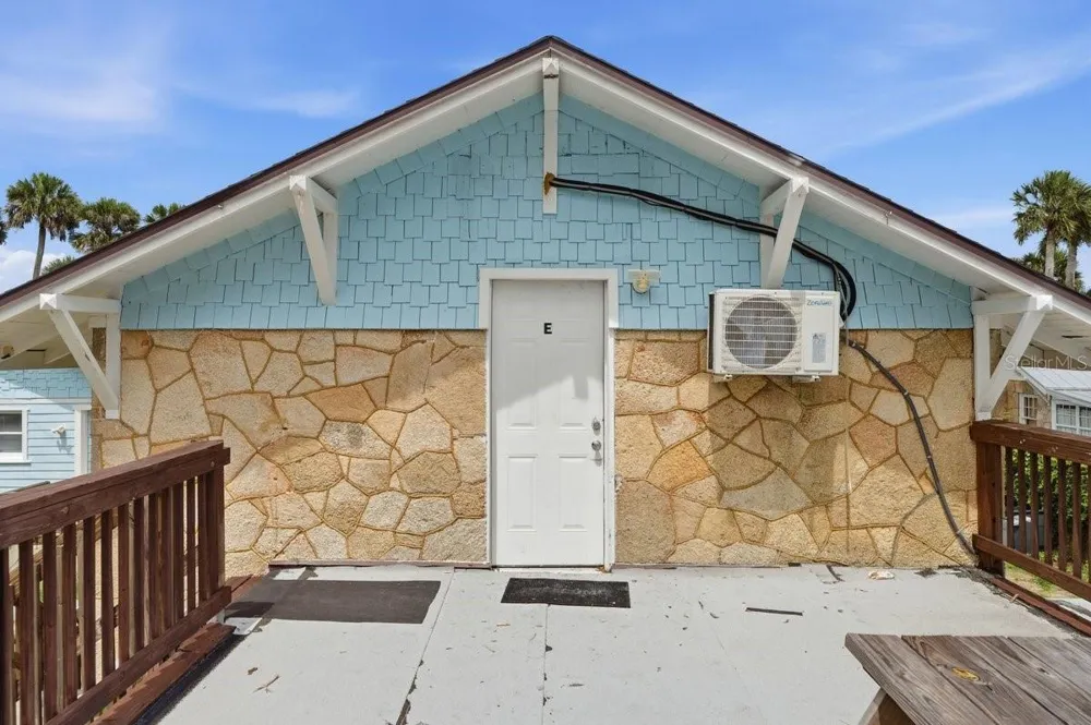5202 RIVERSIDE DRIVE Port Orange, FL 32127