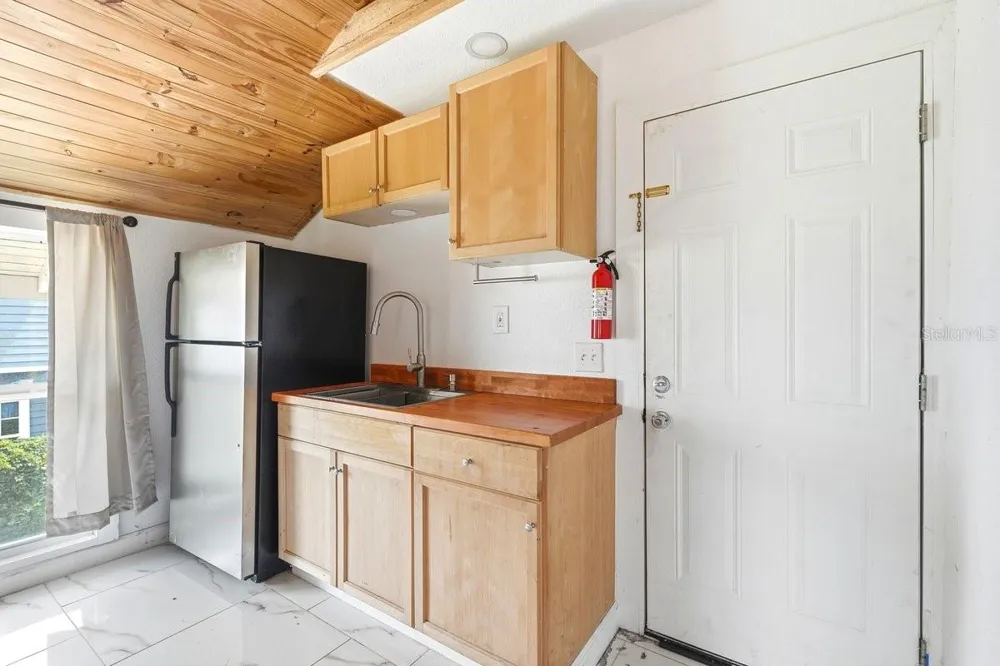 5202 RIVERSIDE DRIVE Port Orange, FL 32127