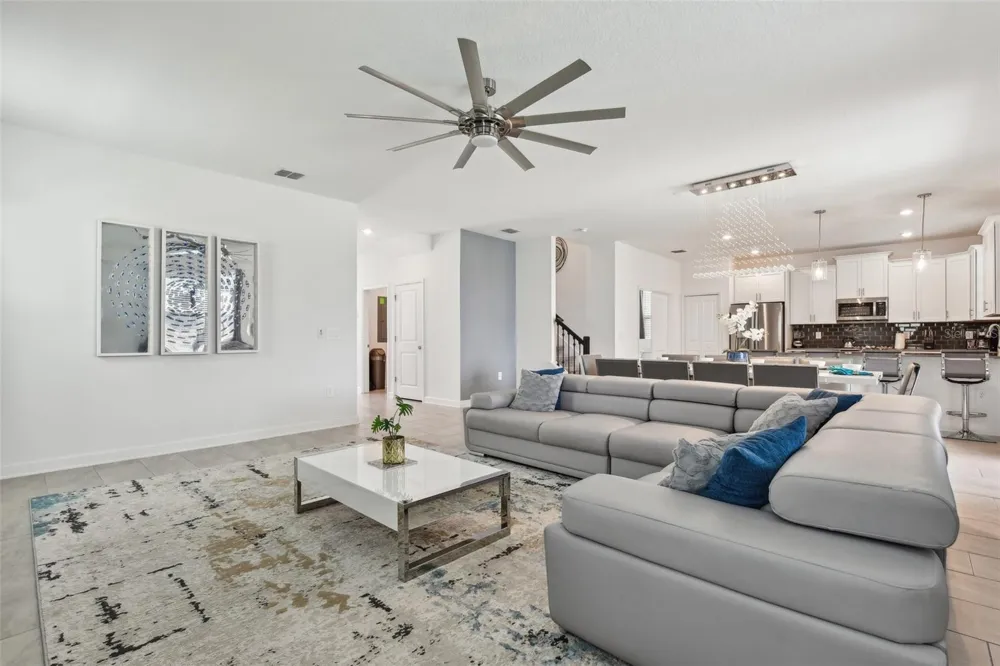 9266 SOMMERSET HILLS DRIVE Davenport, FL 33896