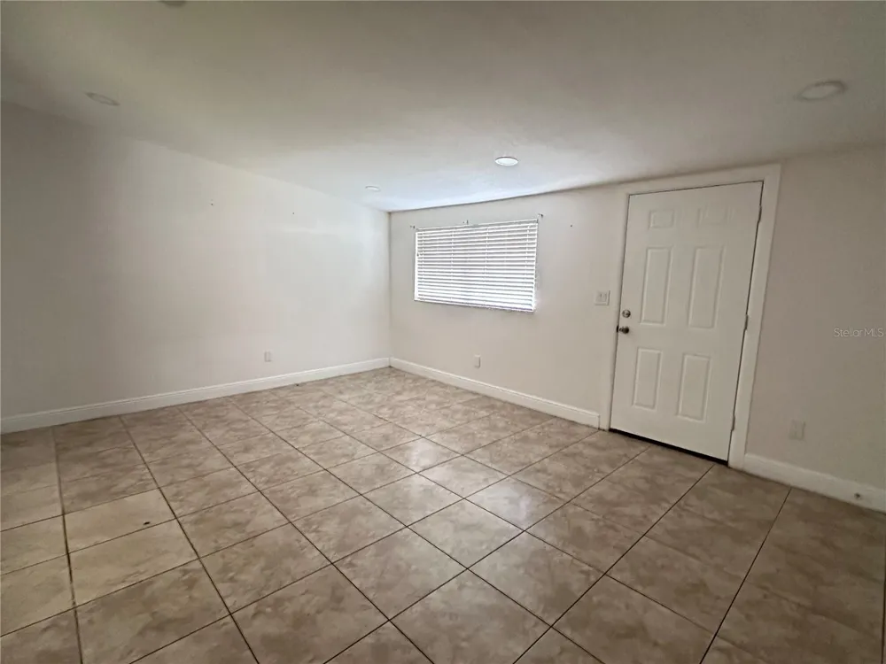 503 BROXBURN AVENUE Temple Terrace, FL 33617