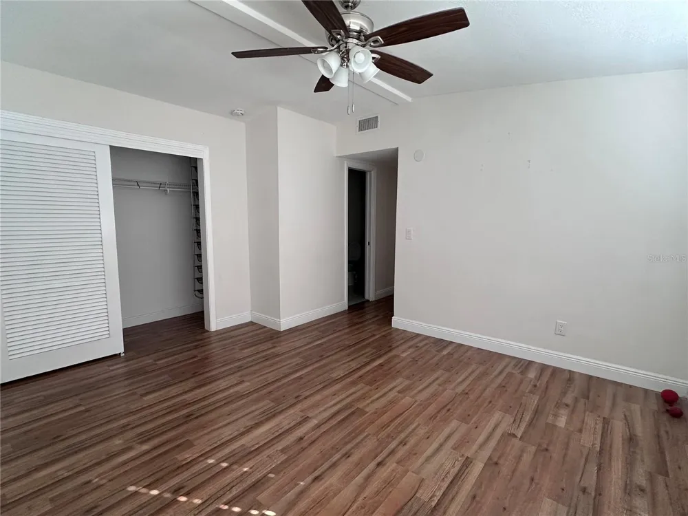 503 BROXBURN AVENUE Temple Terrace, FL 33617