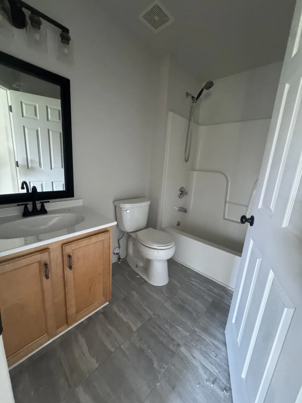 321 Greenspoint Ct Clarksville, TN 37042