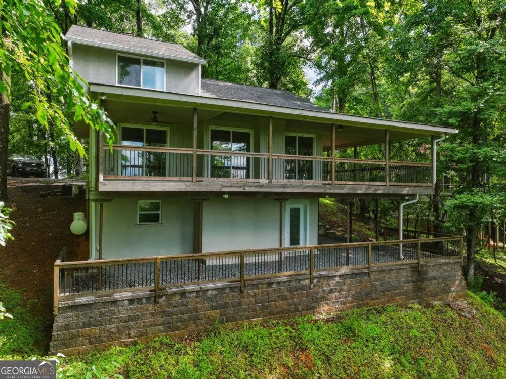 1220 Walnut RDG Ellijay, GA 30536