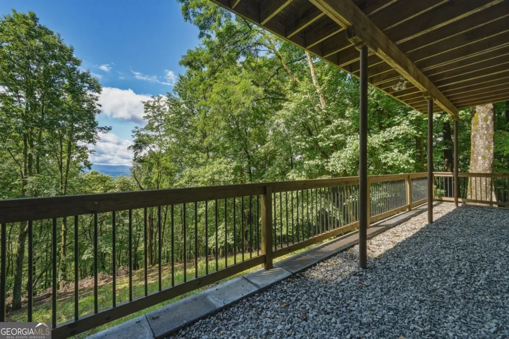 1220 Walnut RDG Ellijay, GA 30536