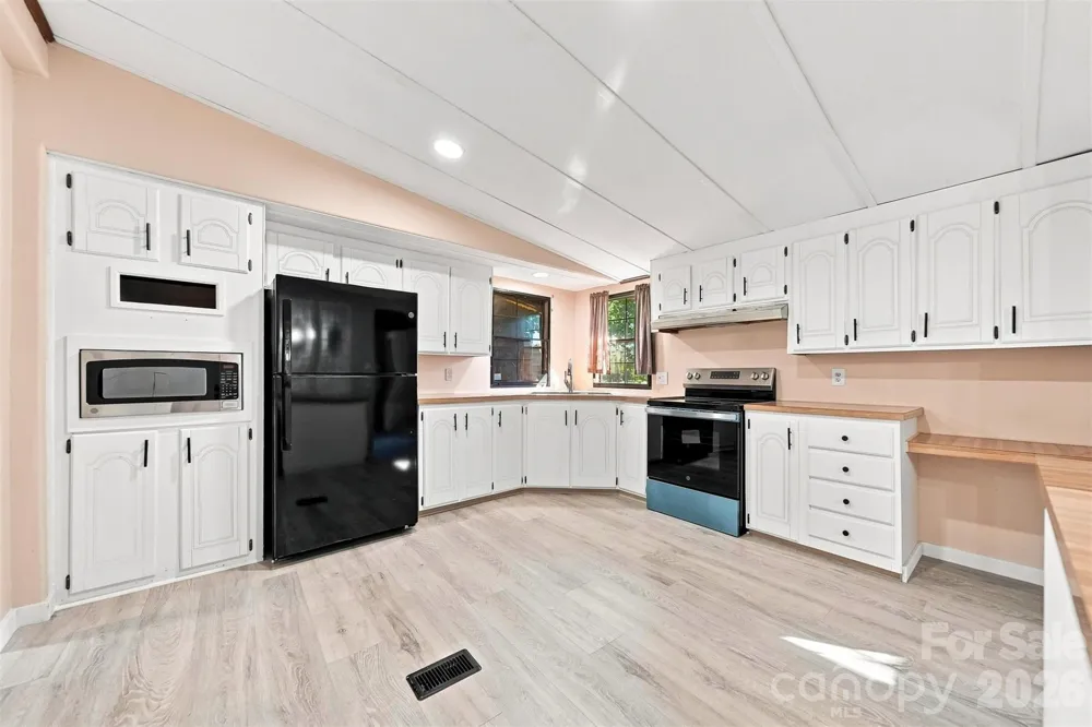 2947 S NC 16 Highway Newton, NC 28658
