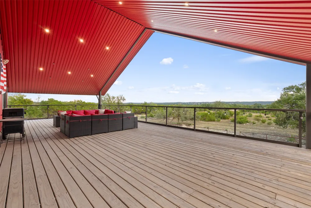 561 Broken Bit Trail Dripping Springs, TX 78620