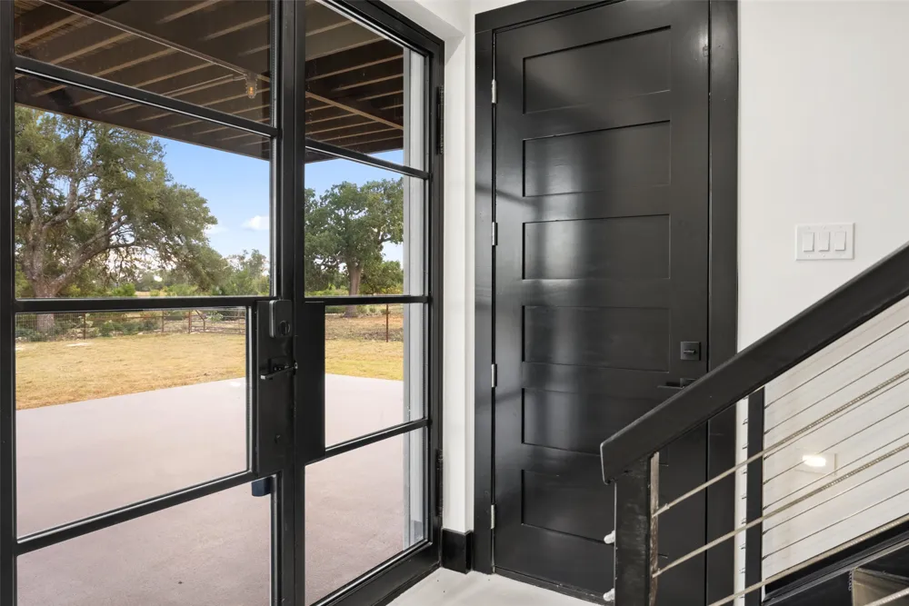 561 Broken Bit Trail Dripping Springs, TX 78620