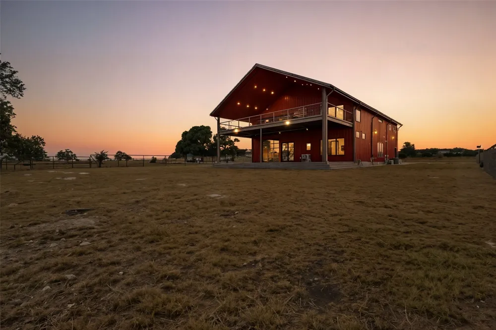 561 Broken Bit Trail Dripping Springs, TX 78620