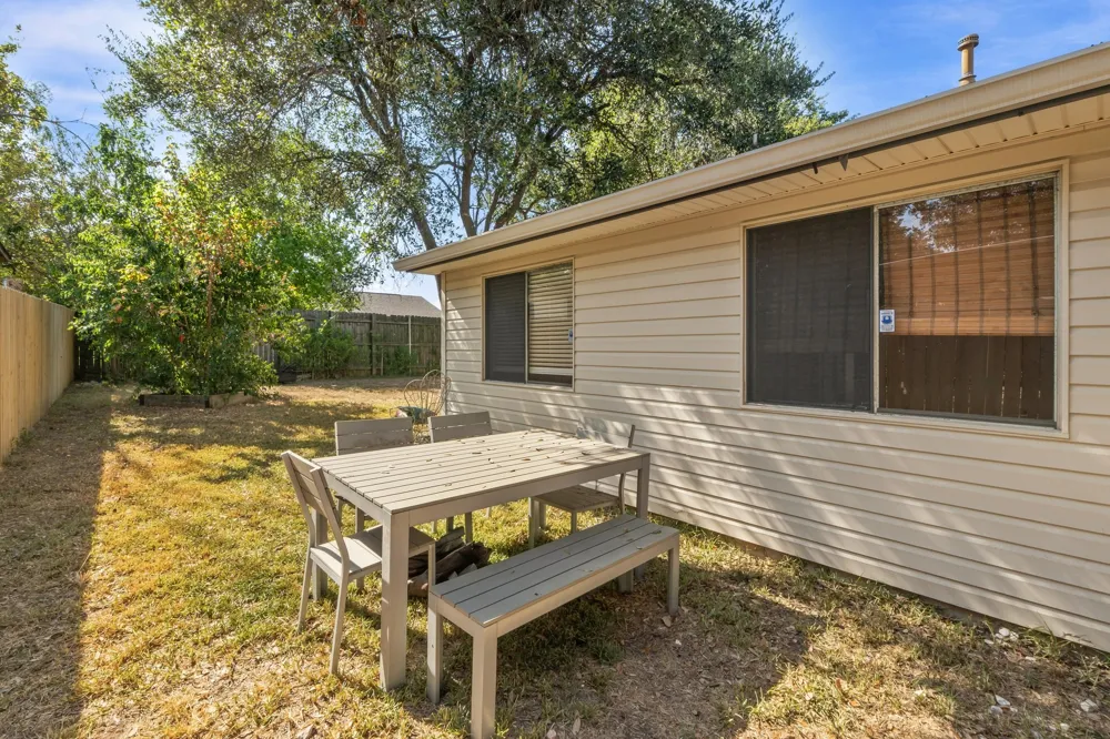 2603 Market Garden Lane Austin, TX 78745