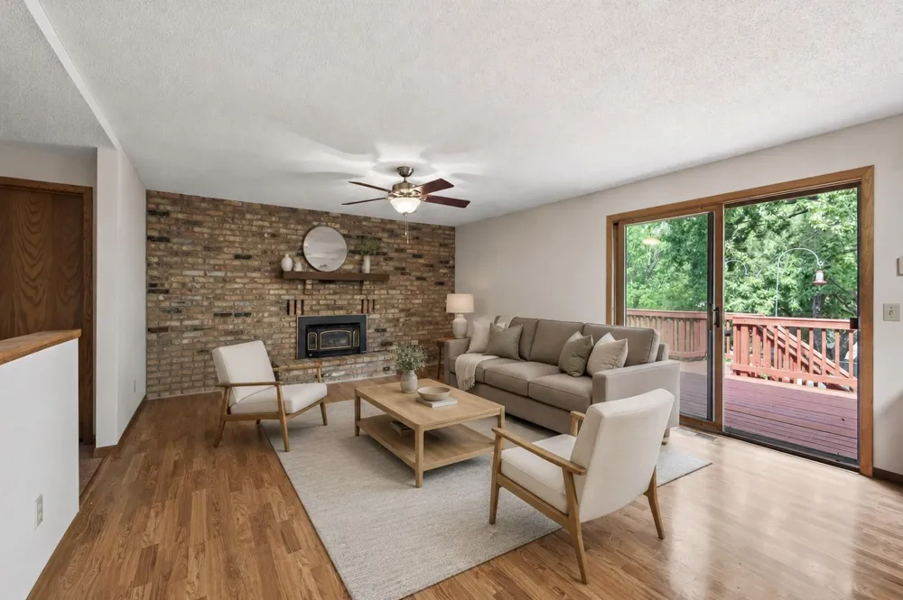 15849 Harwell Avenue Apple Valley, MN 55124