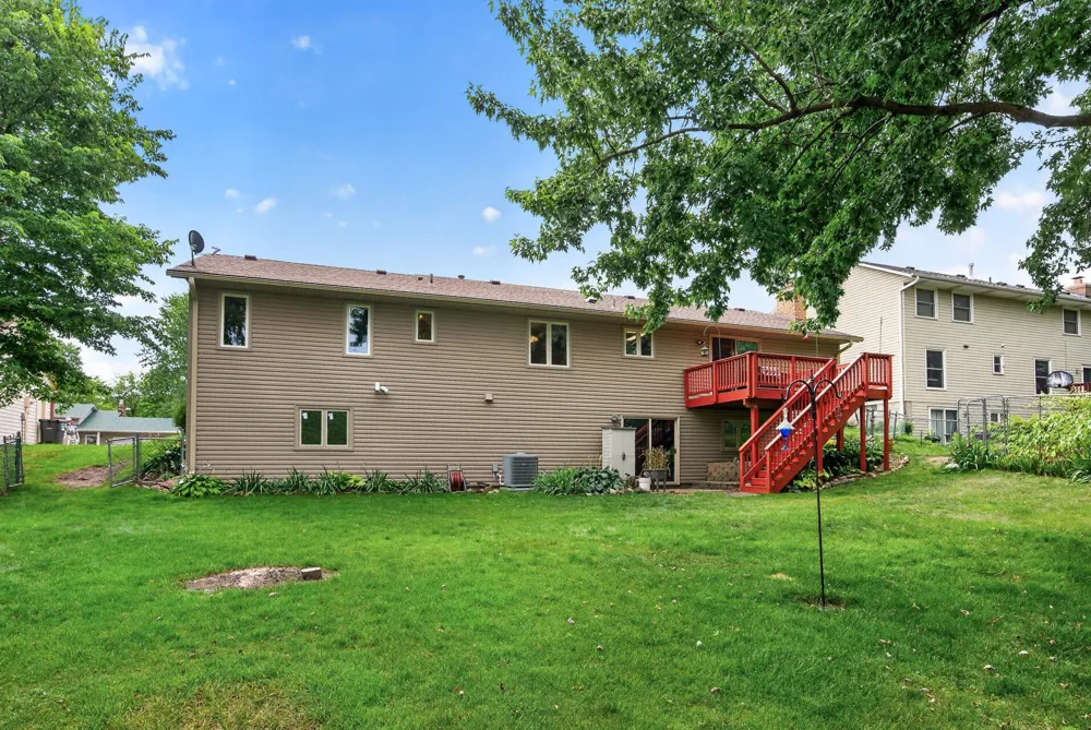 15849 Harwell Avenue Apple Valley, MN 55124