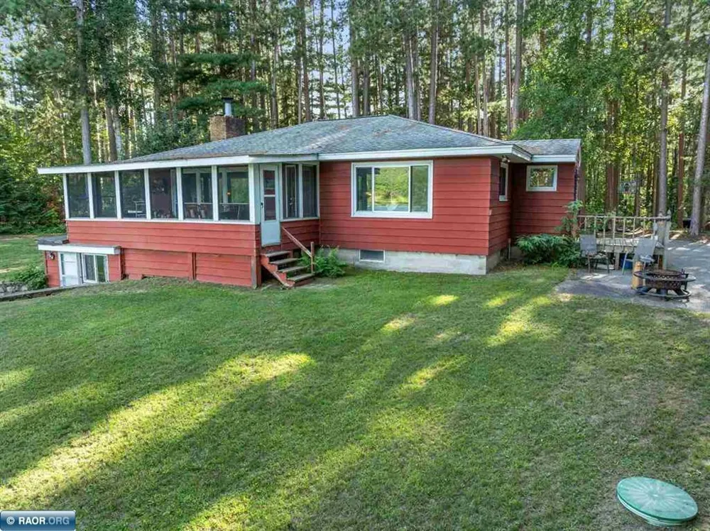 5210 Norway Drive Gilbert, MN 55741