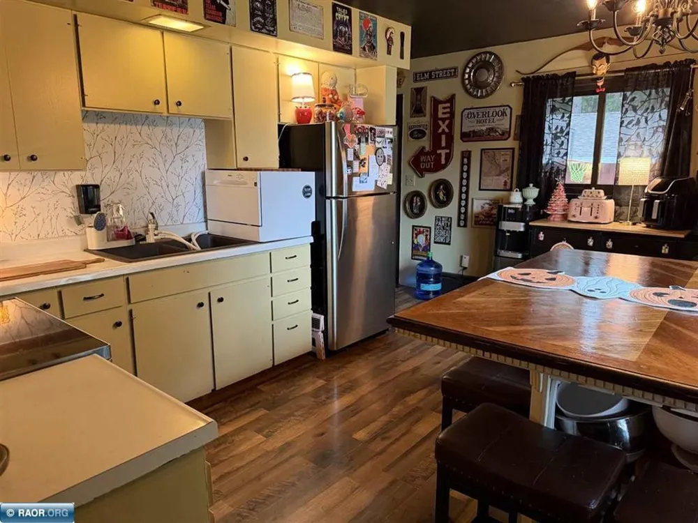 5210 Norway Drive Gilbert, MN 55741