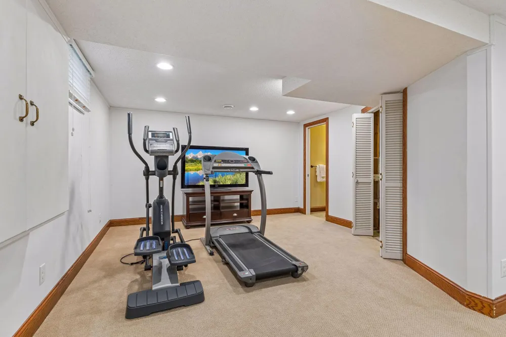 1836 Prior Avenue Falcon Heights, MN 55113