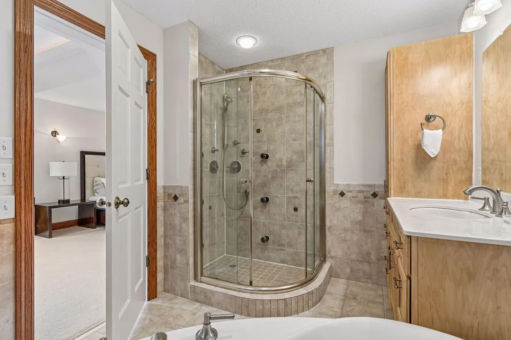 1836 Prior Avenue Falcon Heights, MN 55113