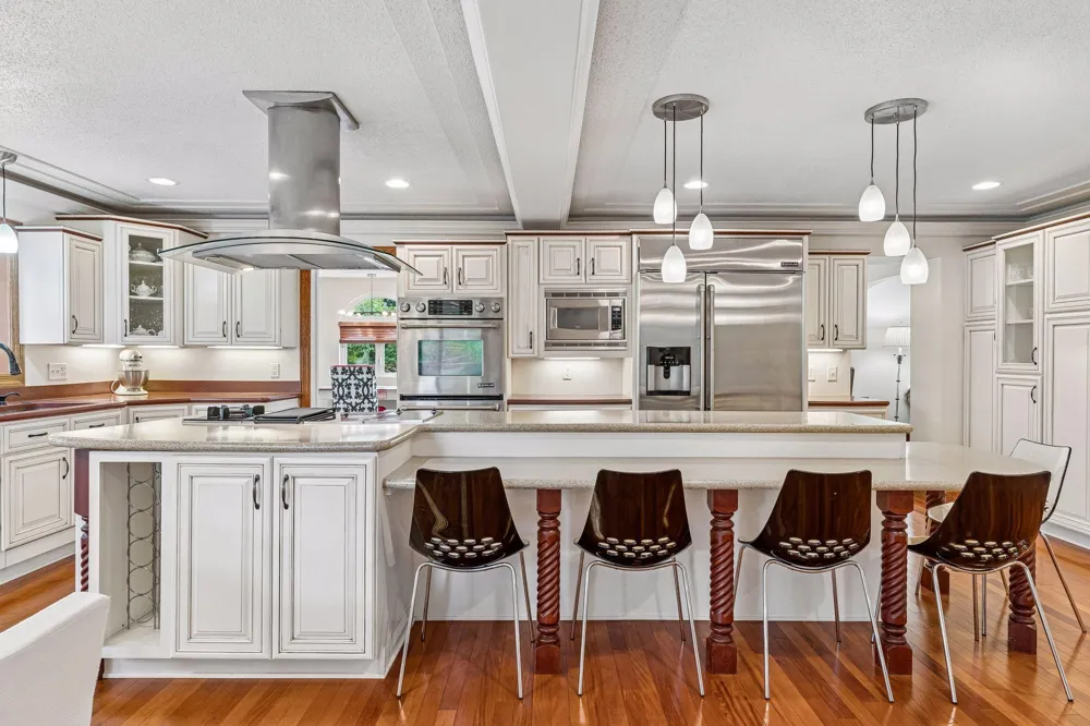 1836 Prior Avenue Falcon Heights, MN 55113
