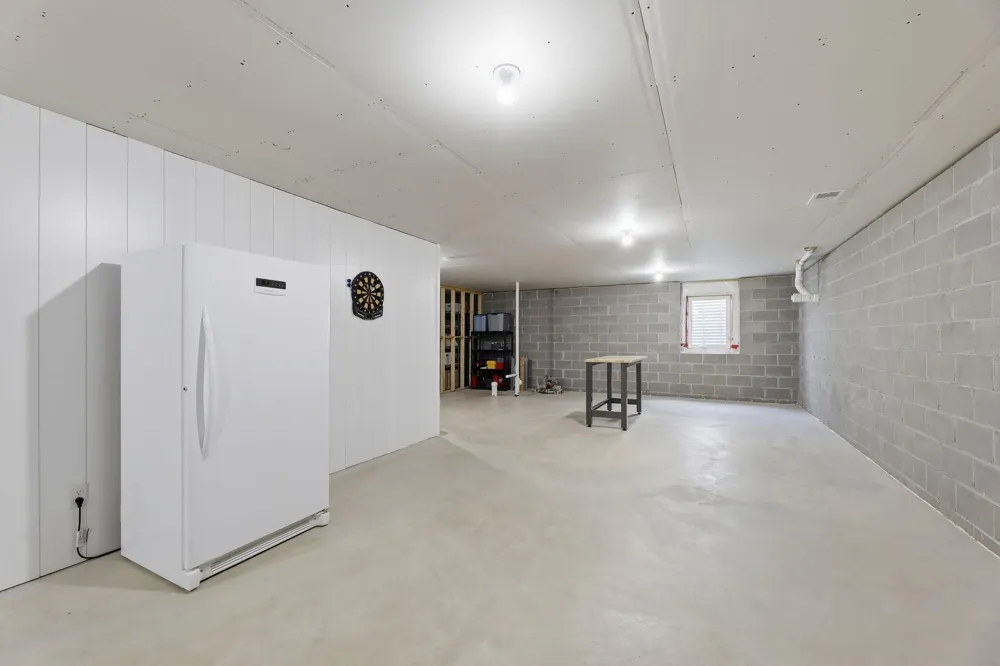 15379 292nd Avenue NW Zimmerman, MN 55398