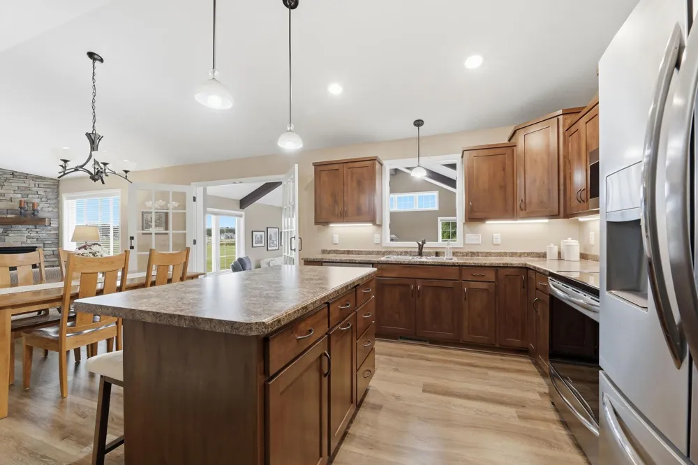 15379 292nd Avenue NW Zimmerman, MN 55398