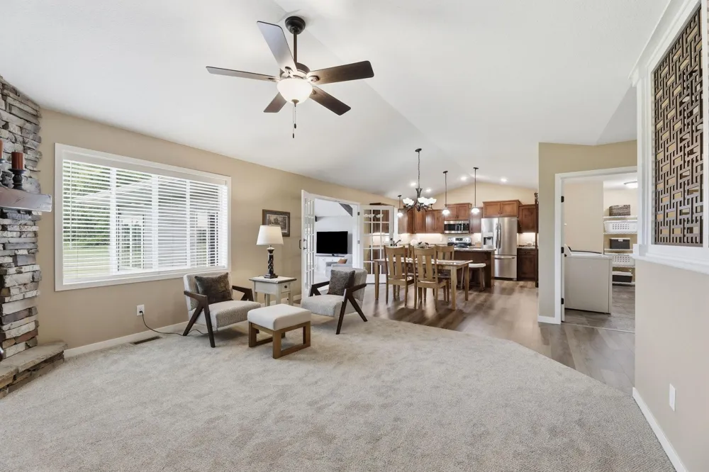 15379 292nd Avenue NW Zimmerman, MN 55398