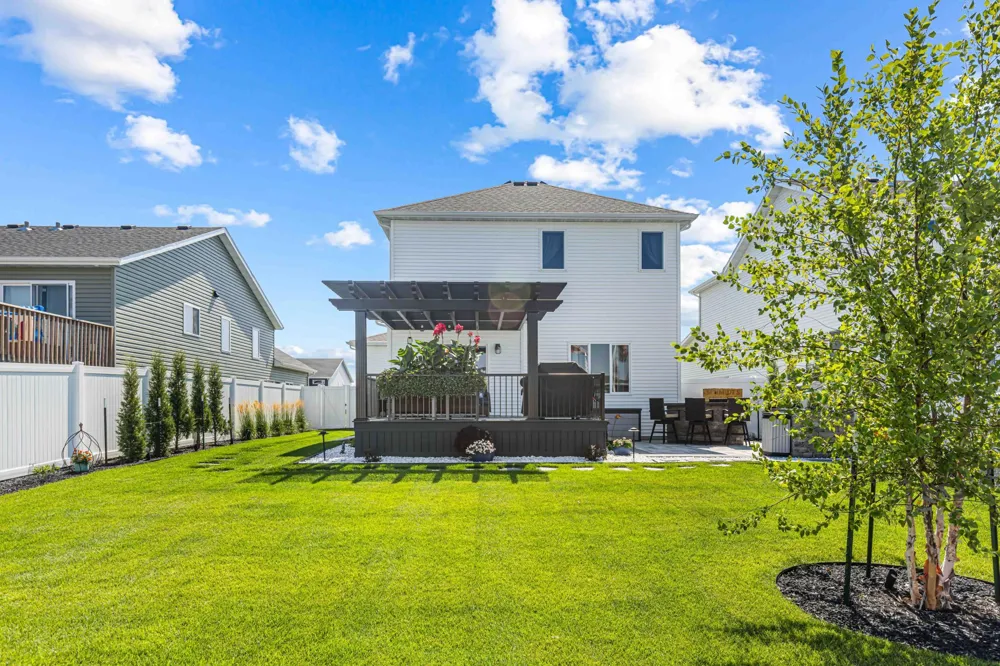 1338 27th Avenue W West Fargo, ND 58078