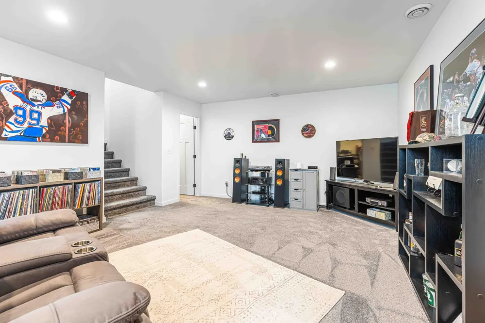 1338 27th Avenue W West Fargo, ND 58078